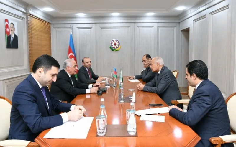 Əli Əsədov Ərəb Dövlətləri Liqasının Baş katibi ilə görüşdü