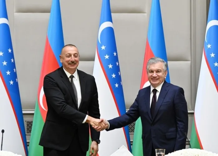 İlham Əliyev Özbəkistan Prezidentinə təşəkkür etdi