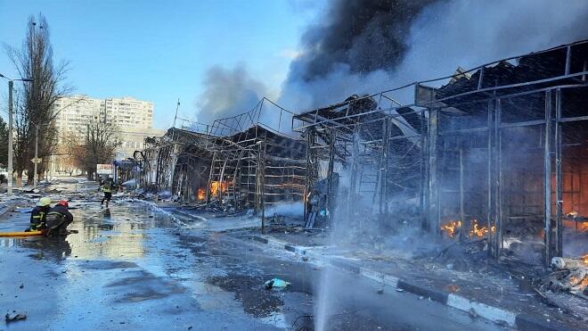 Xarkovda kənd atəşə tutuldu: 5 nəfər öldü
