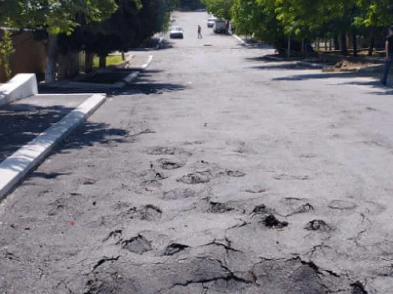 Şamaxıda altı ay əvvəl çəkilən yol niyə çökdü? - VİDEO