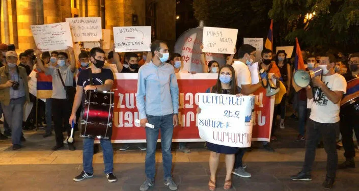 İrəvanın mərkəzində növbəti yürüş keçirilir