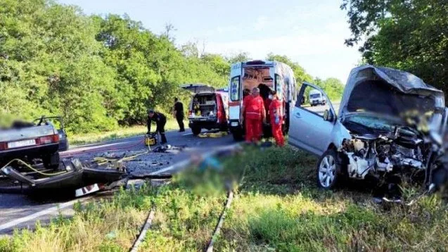 Gürcüstanda turist avtobusu qəzaya düşüb, yaralılar var