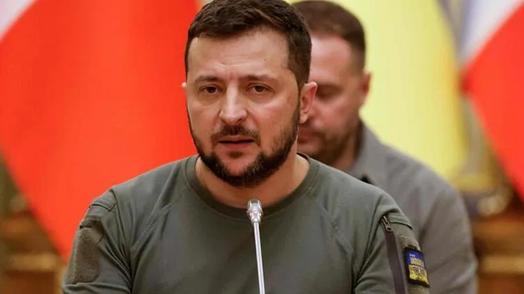 Zelenskidən Belarus vətəndaşlarına müraciət: “Sizi müharibəyə sürükləyirlər”