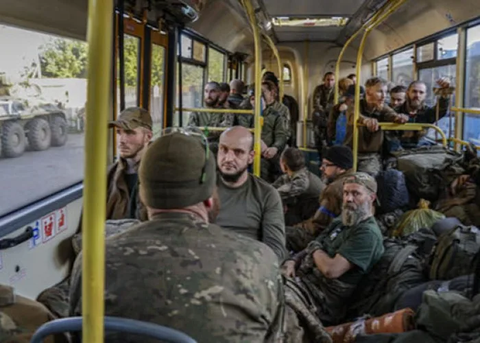 Rusiya 144 ukraynalı hərbçini AZAD ETDİ