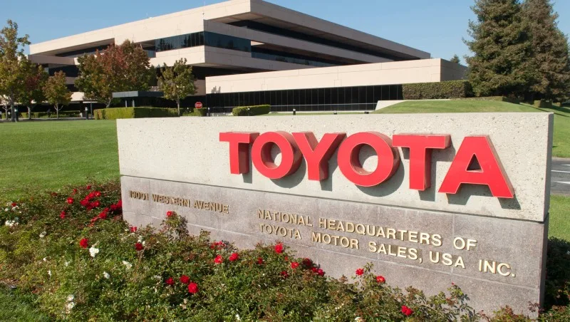 "Toyota" Rusiyadakı avtomobillərini geri çağırdı