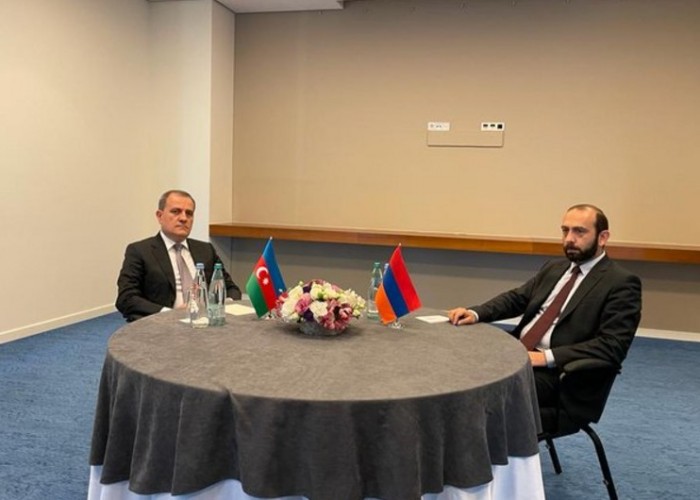 Tbilisidə Ceyhun Bayramovun Mirzoyanla görüşü başa çatdı - YENİLƏNİB