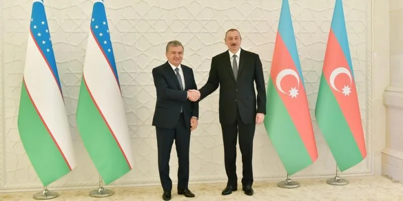 İlham Əliyev Özbəkistan Prezidentini təbrik etdi