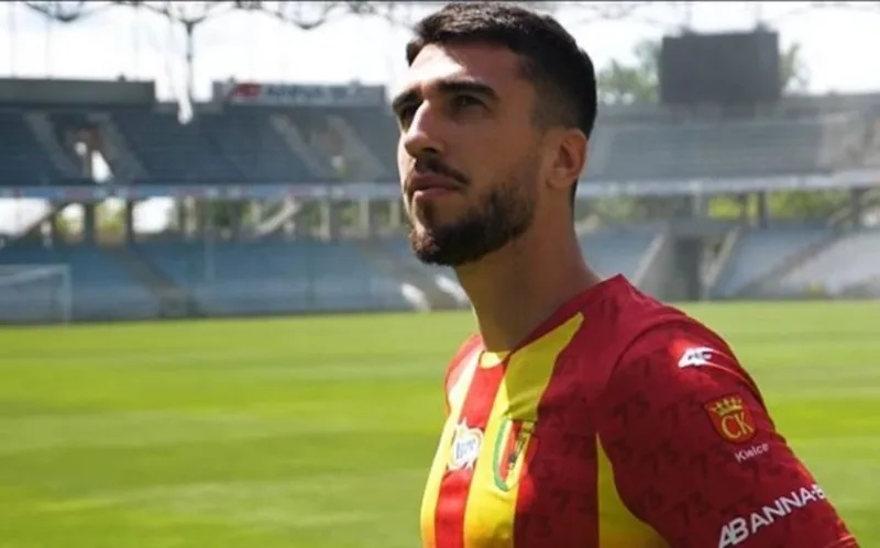 "Korona" klubu Ronaldonu heyətinə qatıb