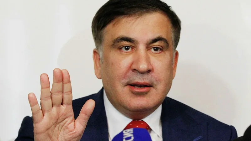 Saakaşvili siyasətdən gedir