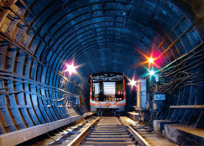 İrəvan metrosunda mina HƏYƏCANI