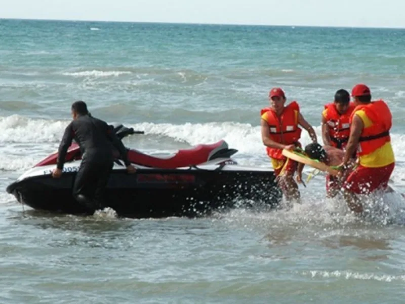 Batma təhlükəsi ilə üzləşən 5 nəfər xilas edildi