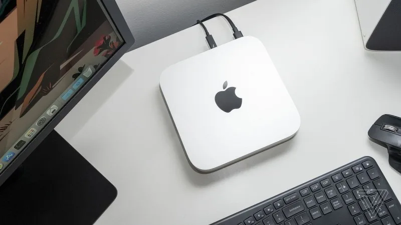 Apple M2 və M2 Pro prosessorlu Mac mini üzərində çalışır