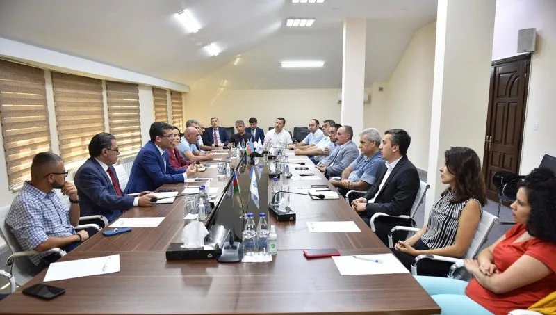 MEDIA-da onlayn media subyektlərinin rəhbərləri ilə görüş keçirildi - FOTO