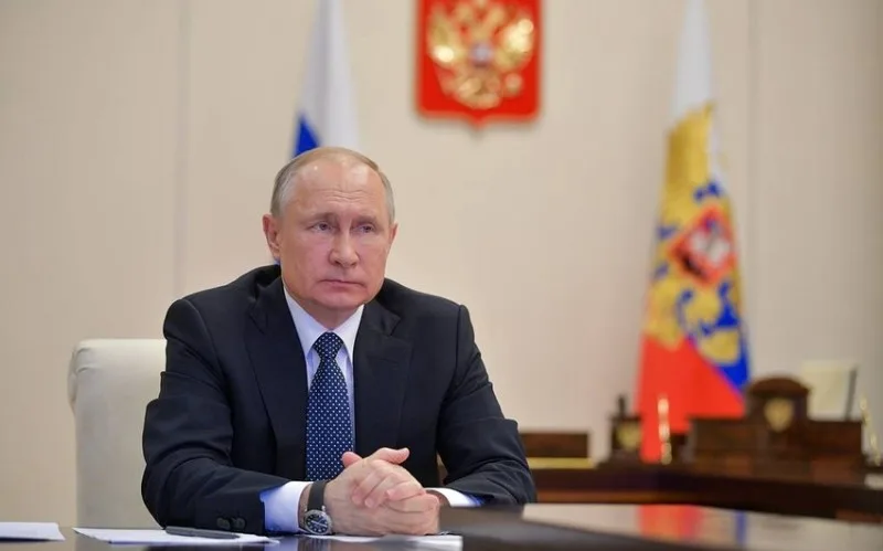 Putin Təhlükəsizlik Şurasının iclasını keçirib