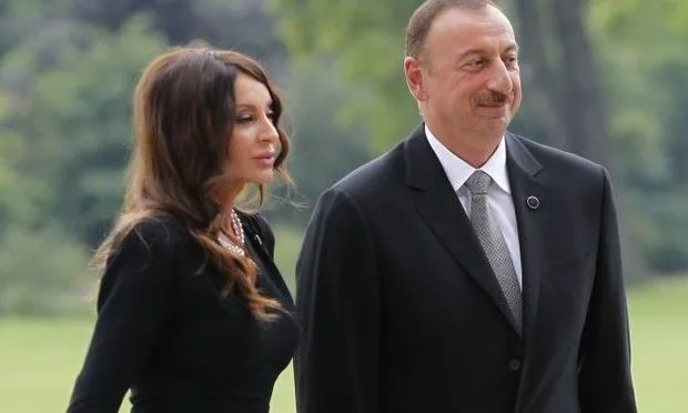Prezident və xanımı “Basqal” Dövlət Tarix-Memarlıq Qoruğu ərazisində aparılan tikinti-bərpa işləri ilə tanış olublar - YENİLƏNİB