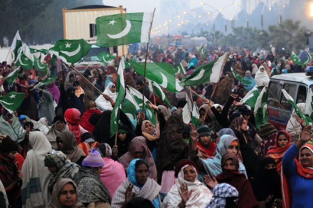 Pakistanda Müstəqillik Günü şənliklərində 35 nəfər yaralanıb