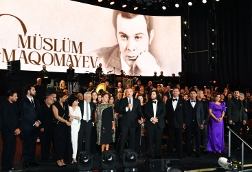 İlham Əliyev və xanımı Maqomayevin xatirəsinə həsr olunan gecədə - YENİLƏNİB