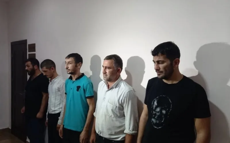 65 yaşlı qadına qarşı quldurluq edən dəstə üzvləri saxlanılıb
