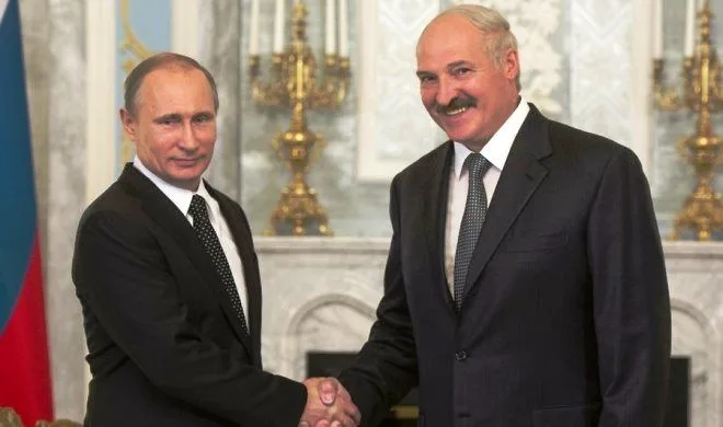 Lukaşenko: "Putinlə razılaşdım, nüvə silahı..."