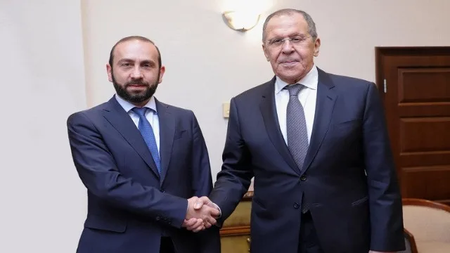 Lavrovla Mirzoyan İrəvanla Bakı arasında sülh müqaviləsinin hazırlanmasını müzakirə etdilər