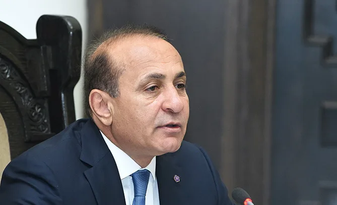 Ermənistanın keçmiş baş nazirilə bağlı məhkəmə qərar verdi