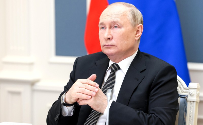 Putin Uzaq Şərqdə səfərdədir
