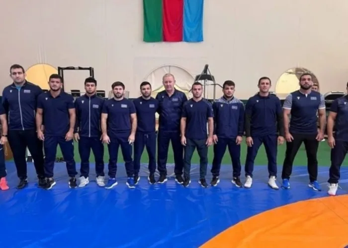 Yunan-Roma güləşi üzrə Azərbaycan millisi dünya ikincisi olub