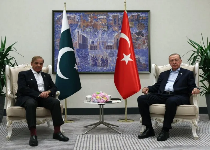 Ərdoğan Pakistanın Baş naziri ilə görüşüb