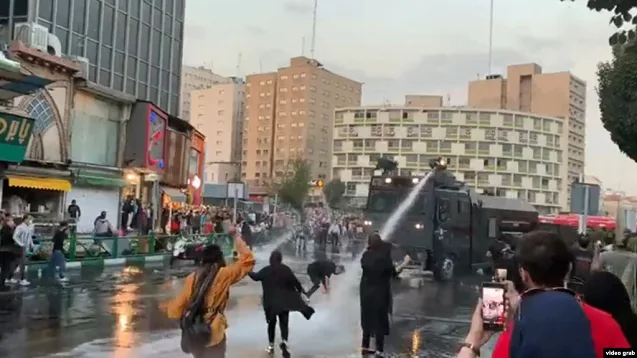 "Bu, İran rejimi dağılana qədər davam edəcək"