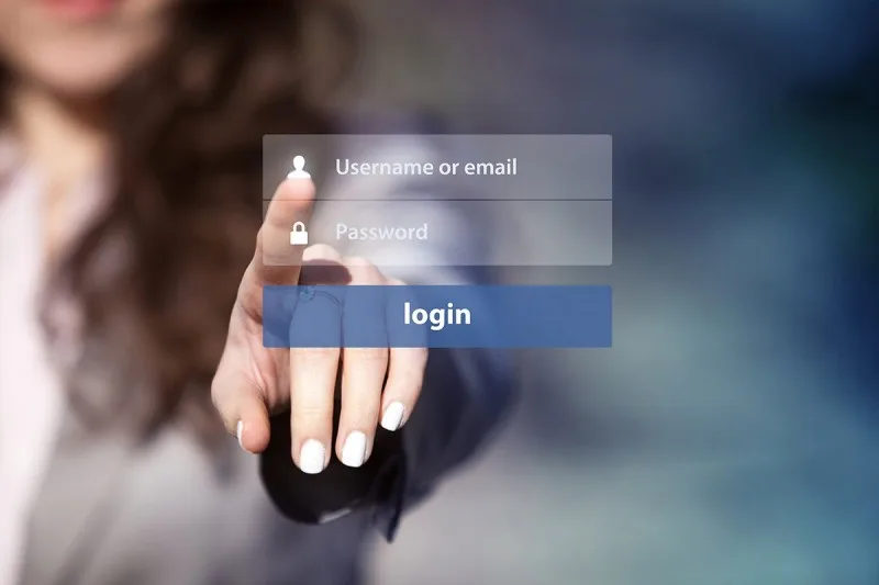 İstifadəçilər özləri də bilmədən login və şifrələrini...