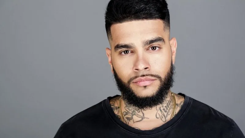 Timati ölkədən qaçması barədə: "Mənim yerim buradır"