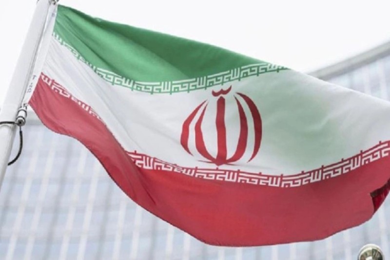 İran Fransaya nota verdi