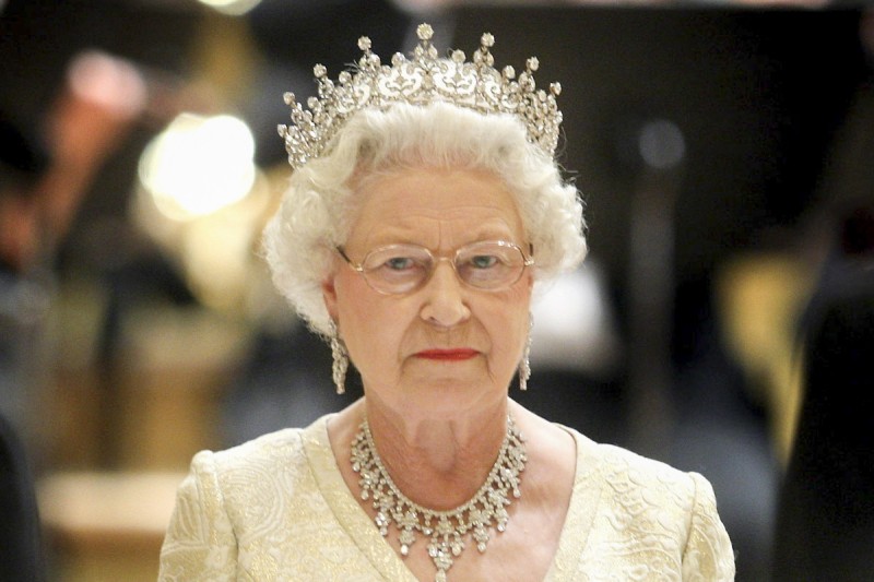 Kraliça II Elizabetin ölüm səbəbi AÇIQLANDI