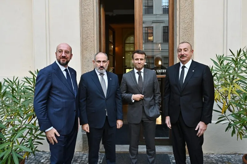 Praqada dördtərəfli görüş başa çatdı- YENİLƏNİB + FOTO