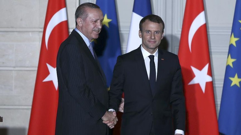 Makron Türkiyəyə gəlir