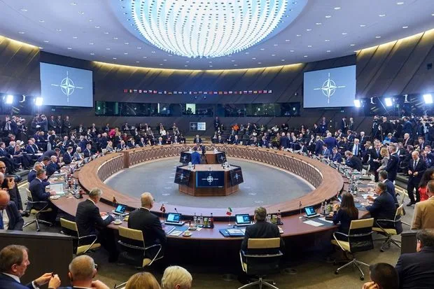 NATO-ya üzv ölkələrin müdafiə nazirləri TOPLANIR