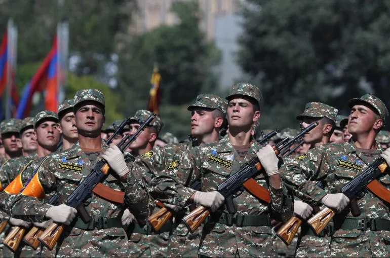 Ermənistan ordusunda ŞOK İSTEFA