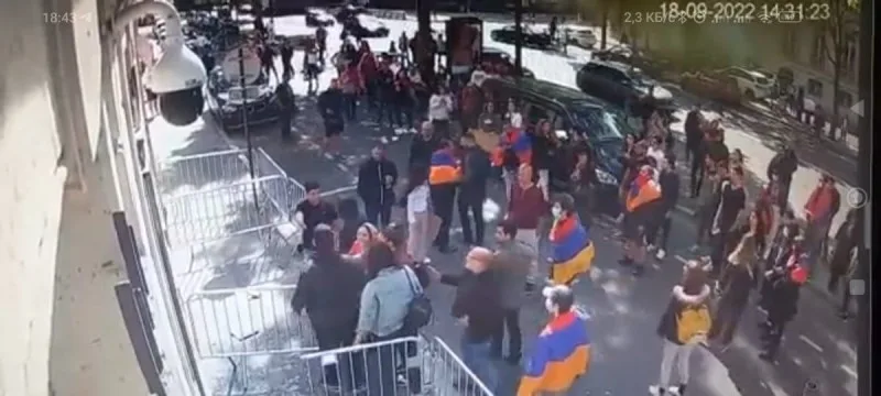 Fransadakı səfirliyimizə hücuma görə bir nəfər saxlanıldı