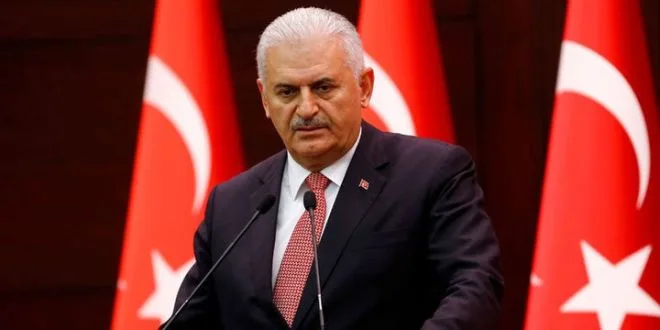 Binəli Yıldırım bu avtomobildə QƏZAYA DÜŞDÜ - FOTO