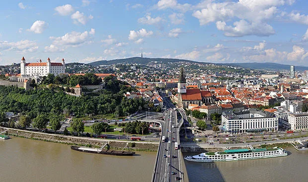 Slovakiya Çexiyanı ittiham etdi