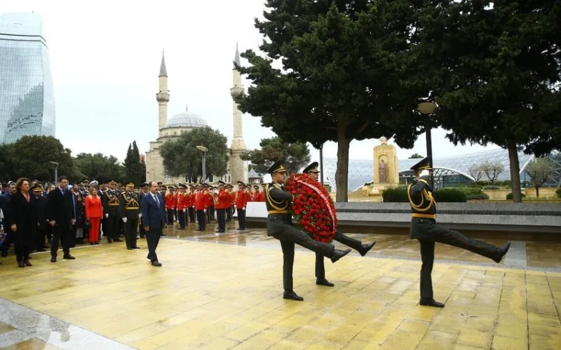 Türk şəhidliyi ziyarət olundu