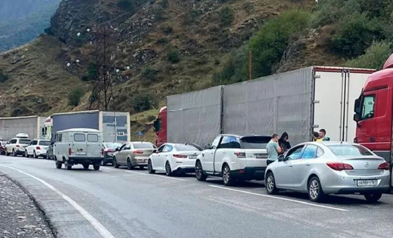 Gürcüstan-Türkiyə sərhədində böyük tıxac