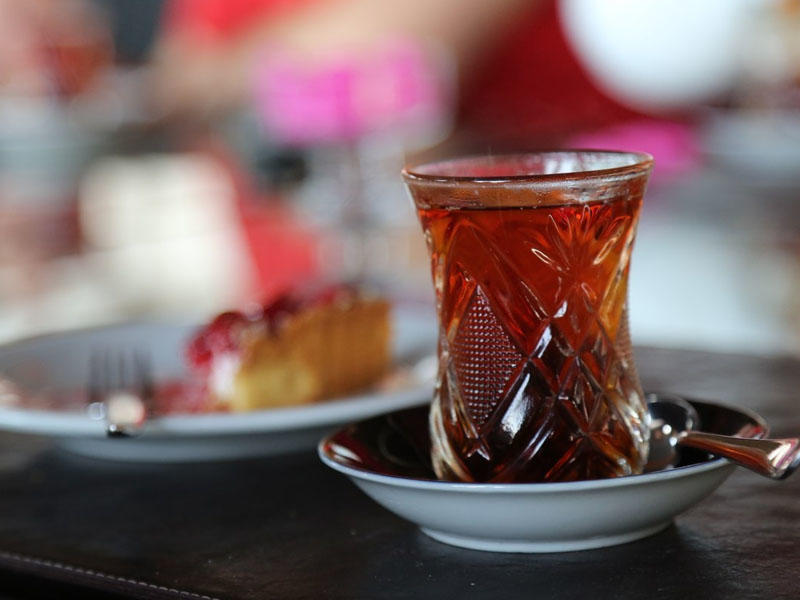 Gündə neçə stəkan çay içmək olar? – Sutkalıq norma