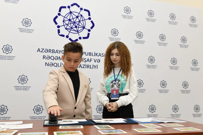 “Azərpoçt” “Zəfər günü” adlı poçt blokunu dövriyyəyə buraxıb -FOTOLAR