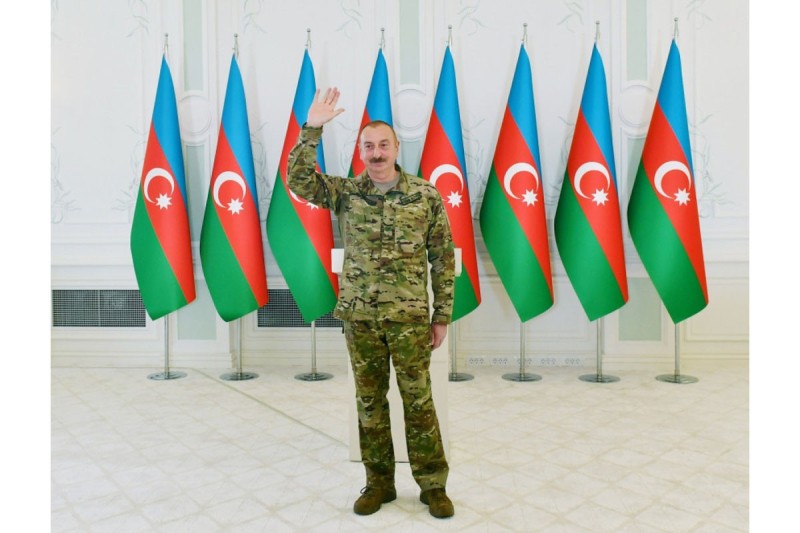 Prezident sülhməramlılardan DANIŞDI
