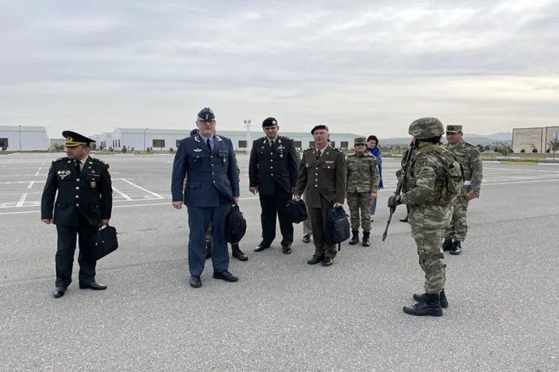 NATO nümayəndələri hərbi hissədə oldular - FOTOLAR