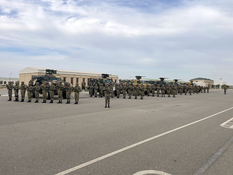 NATO nümayəndələri hərbi hissədə oldular - FOTOLAR