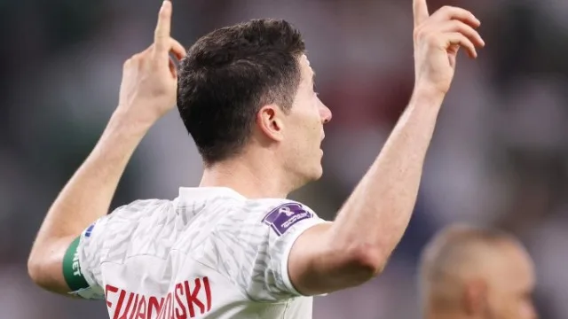 Levandovski dünya çempionatlarında ilk qolunu vurdu