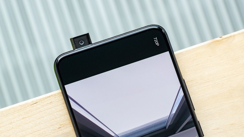 Xiaomi smartfonlar üçün yeni hərəkətli ön kamera konstruksiyasını patentləşdirib