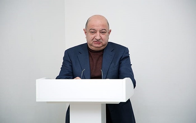 Toğrul Əfəndiyev vəfat etdi
